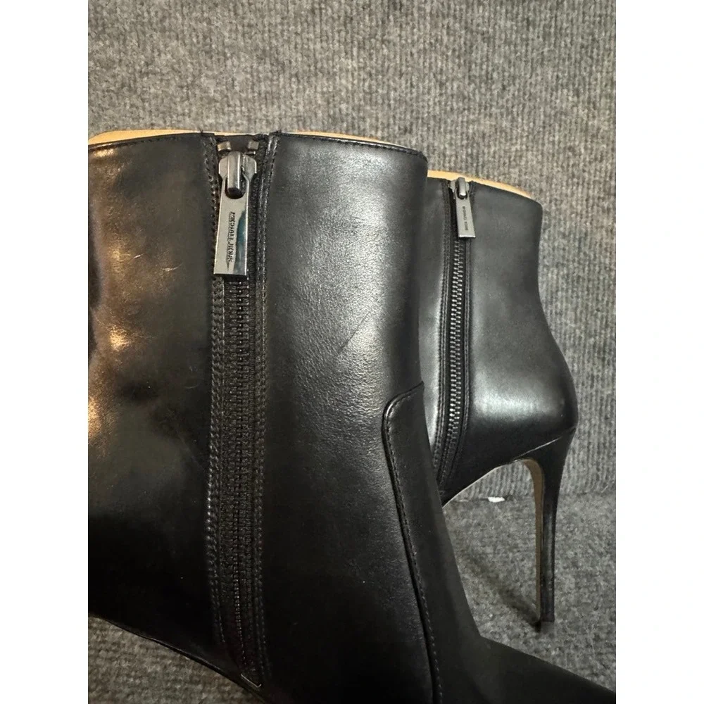 NWOB Michael Kors Black Leather Pointed Toe Stiletto Ankle Boots SG23D 9M - Picture 7 of 8
